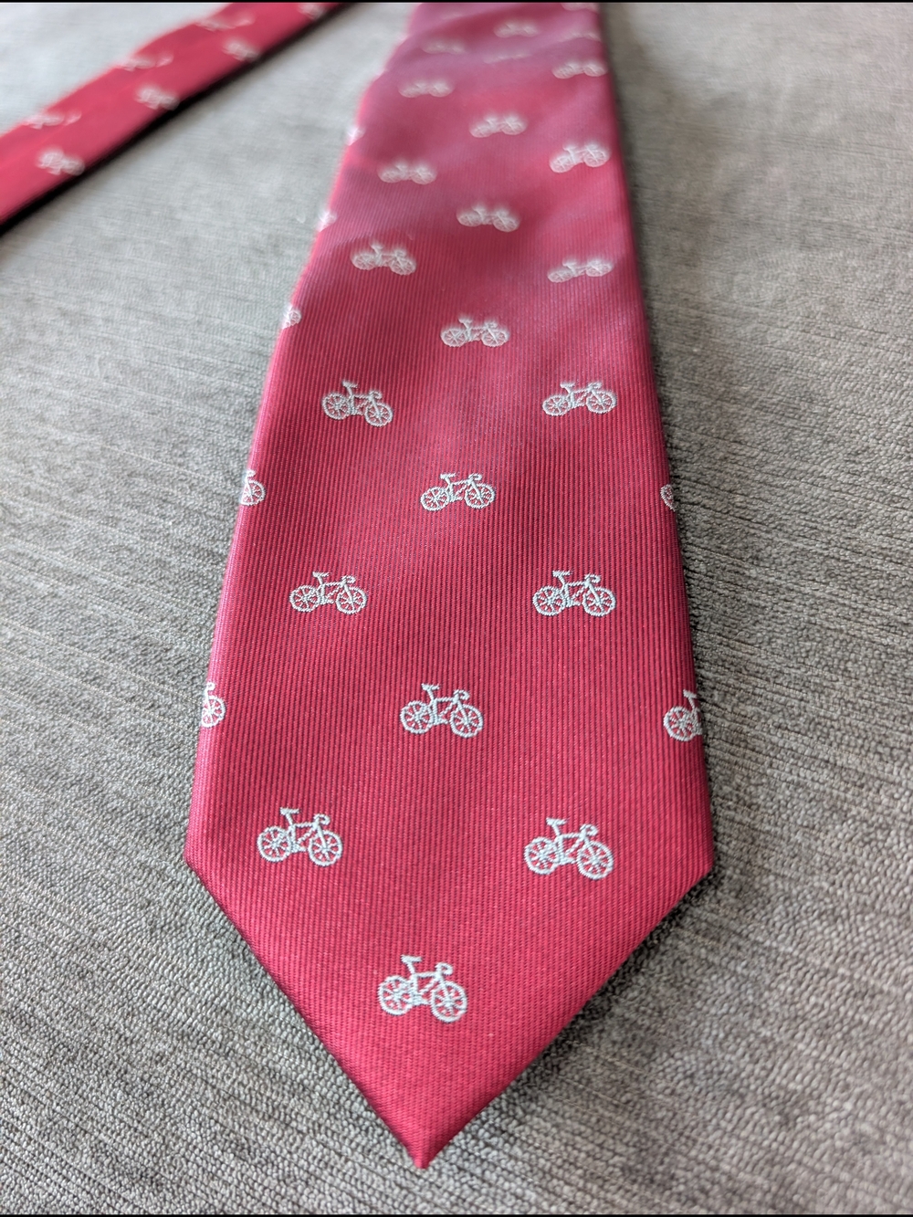 Sprezza NYC Men’s Red Bicycle Print Necktie Novelty Bike Cycling Tie